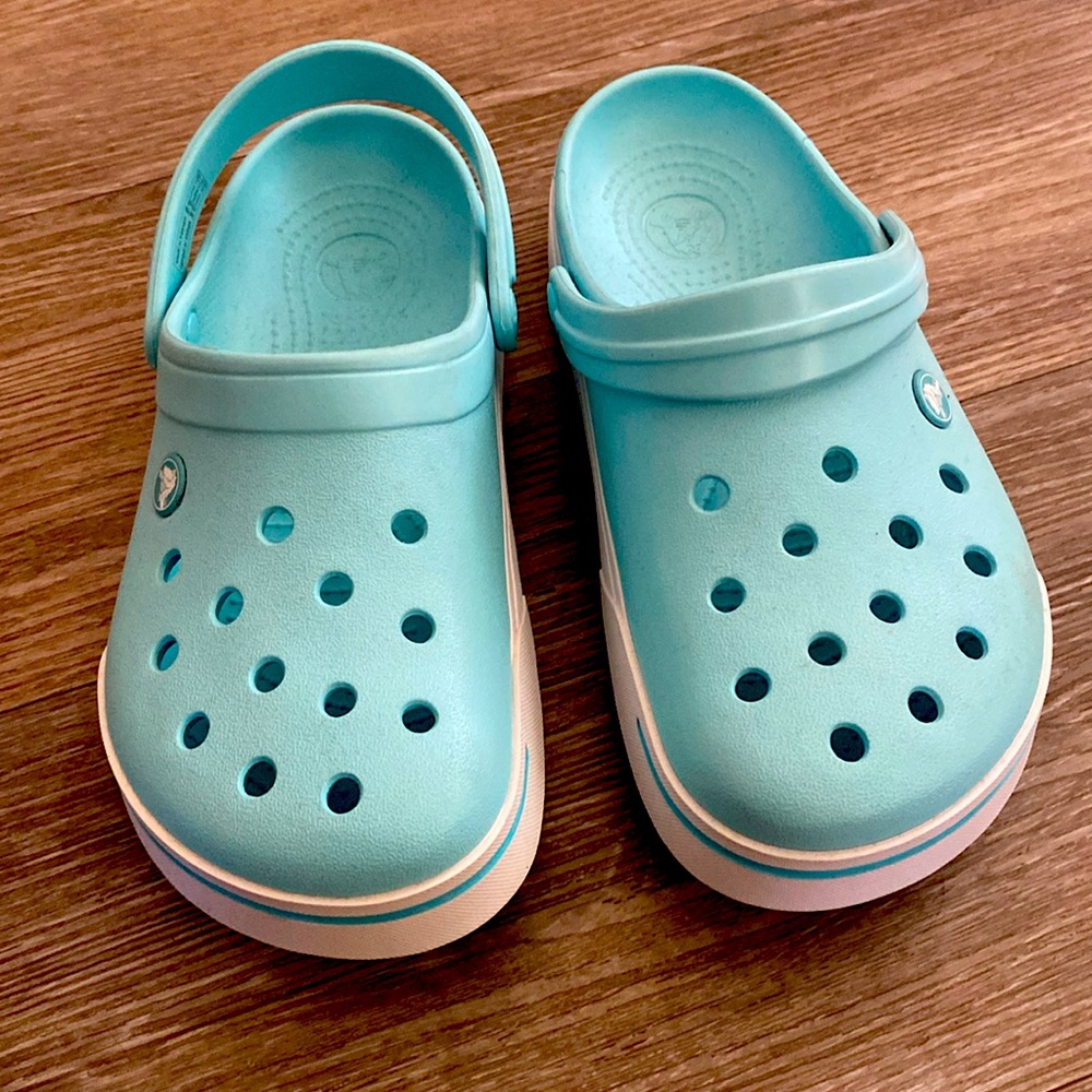 Crocs Unisex-Adult Crocband Ii Clog ice blue men’s size 6 women’s 8 never worn